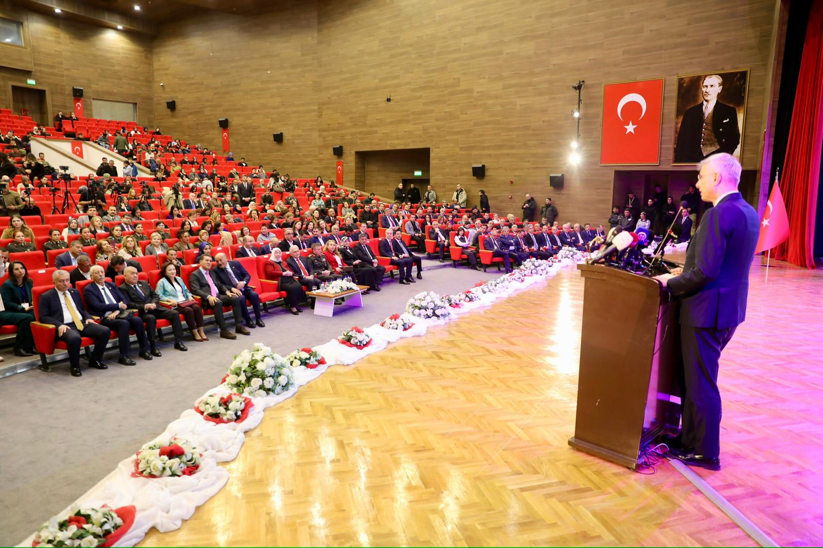 Bakan Memişoğlu; 'Anne Ve Kadın, Türk Toplumunun En Değerli Ögesini Oluşturur'