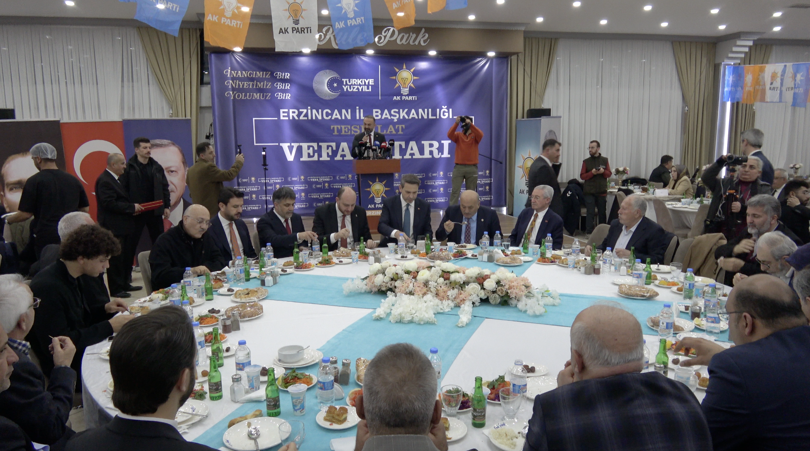 Bakan Bayraktar, Erzincan’da