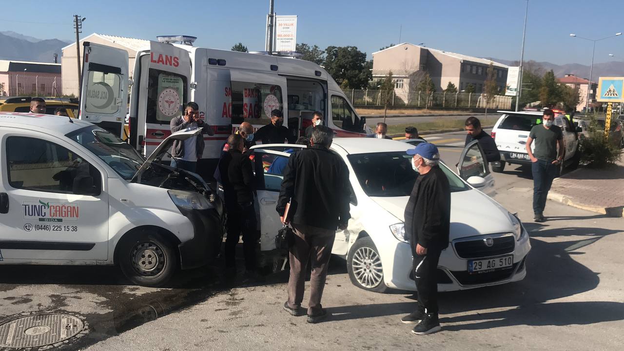 Erzincan’da Kaza 3 Yaralı