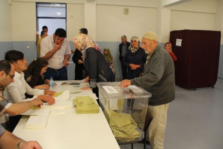 Erzincan’da Seçmen Sandık Başına Gitti