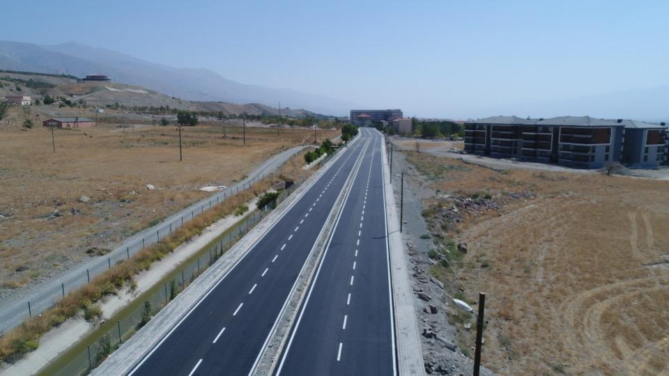 Hacı Ali Akın Caddesi yenilendi