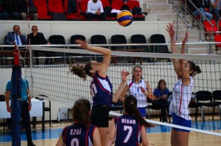 Voleybol Türkiye Şampiyonası Erzincan’da Başladı