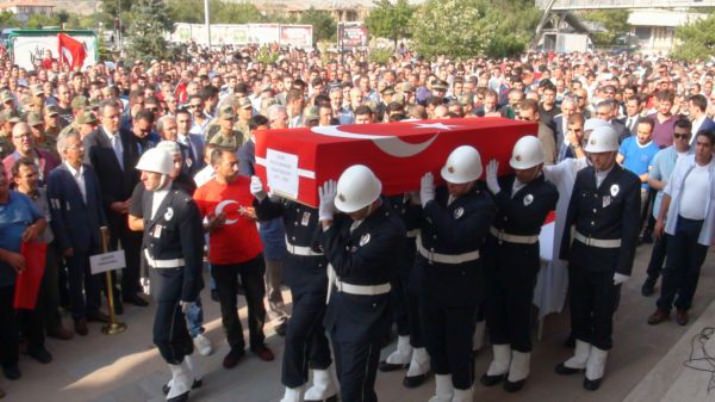 Erzincan Şehidini Uğurladı